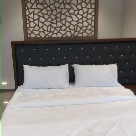 Dukes Plaza Hotel Kalyān Dış mekan fotoğraf